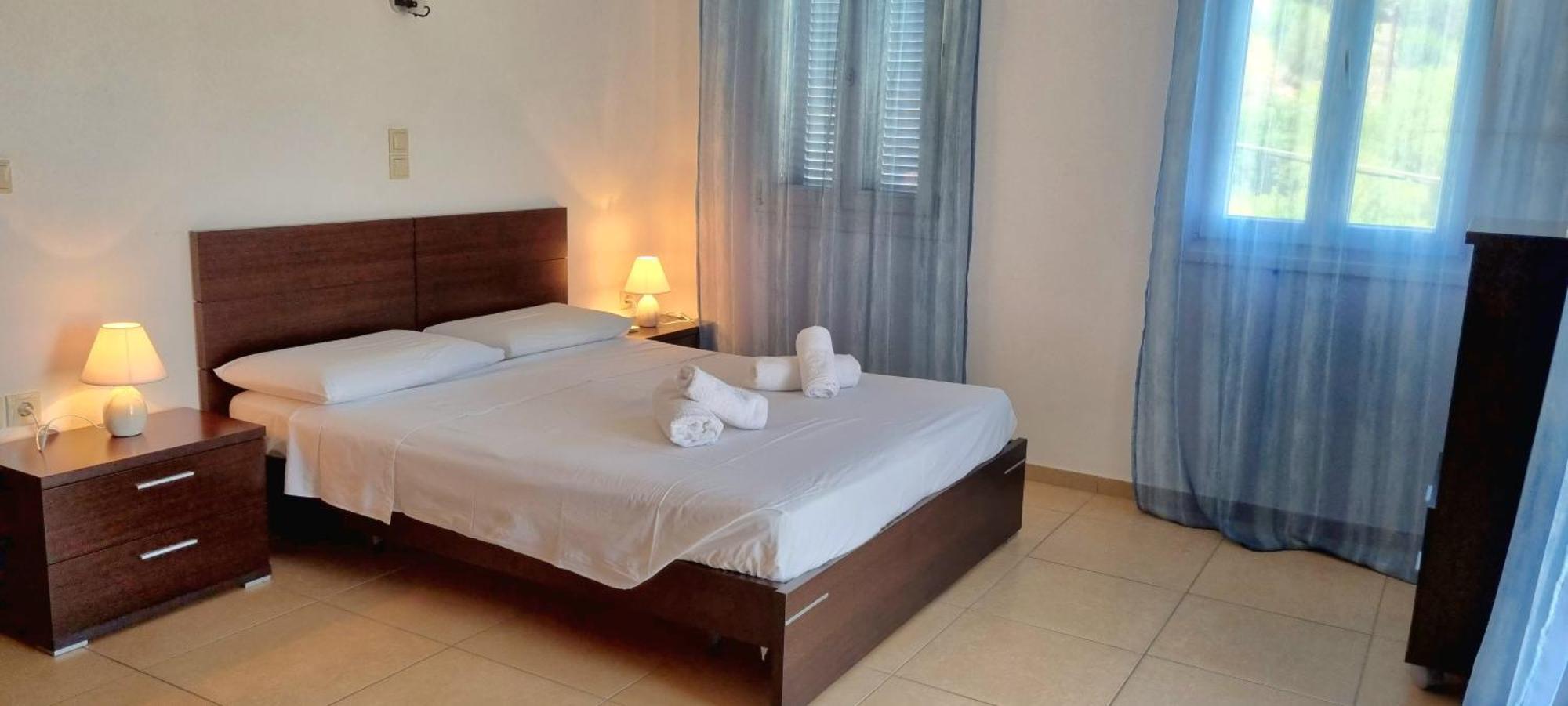 Zafeiris Apartments Ливадия Номер фото